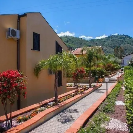 Apartment Ferienwohnung Fuer 6 Personen Ca 75 Qm In Cefalu, Sizilien Nordkueste Von Sizilien - B59119 Cefalu