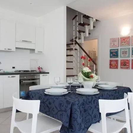 Ferienwohnung Fuer 6 Personen Ca 75 Qm In Cefalu, Sizilien Nordkueste Von Sizilien - B59119 *